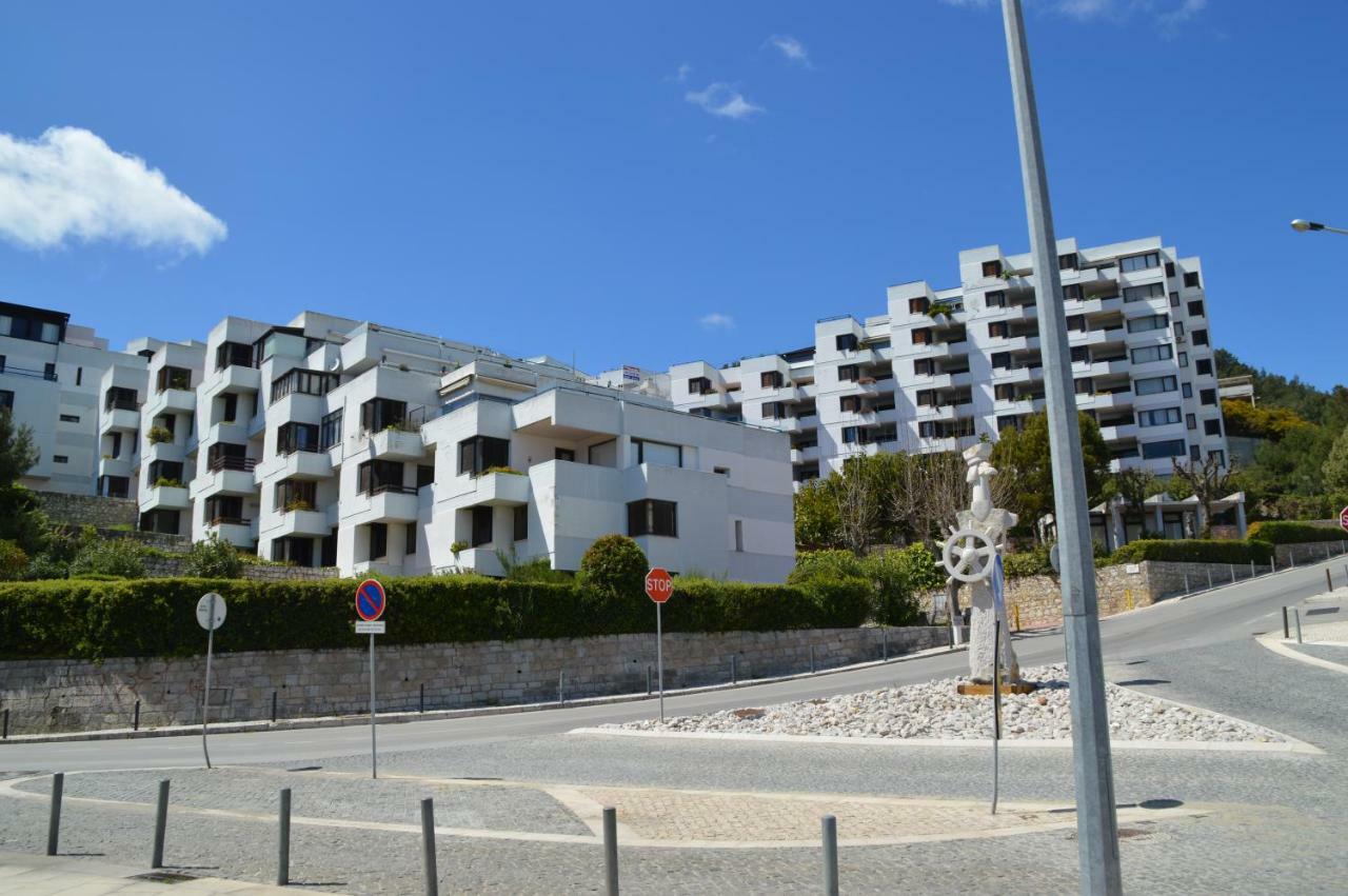 Amazing Beach & Pool Apartment With Garden Sesimbra Exterior photo