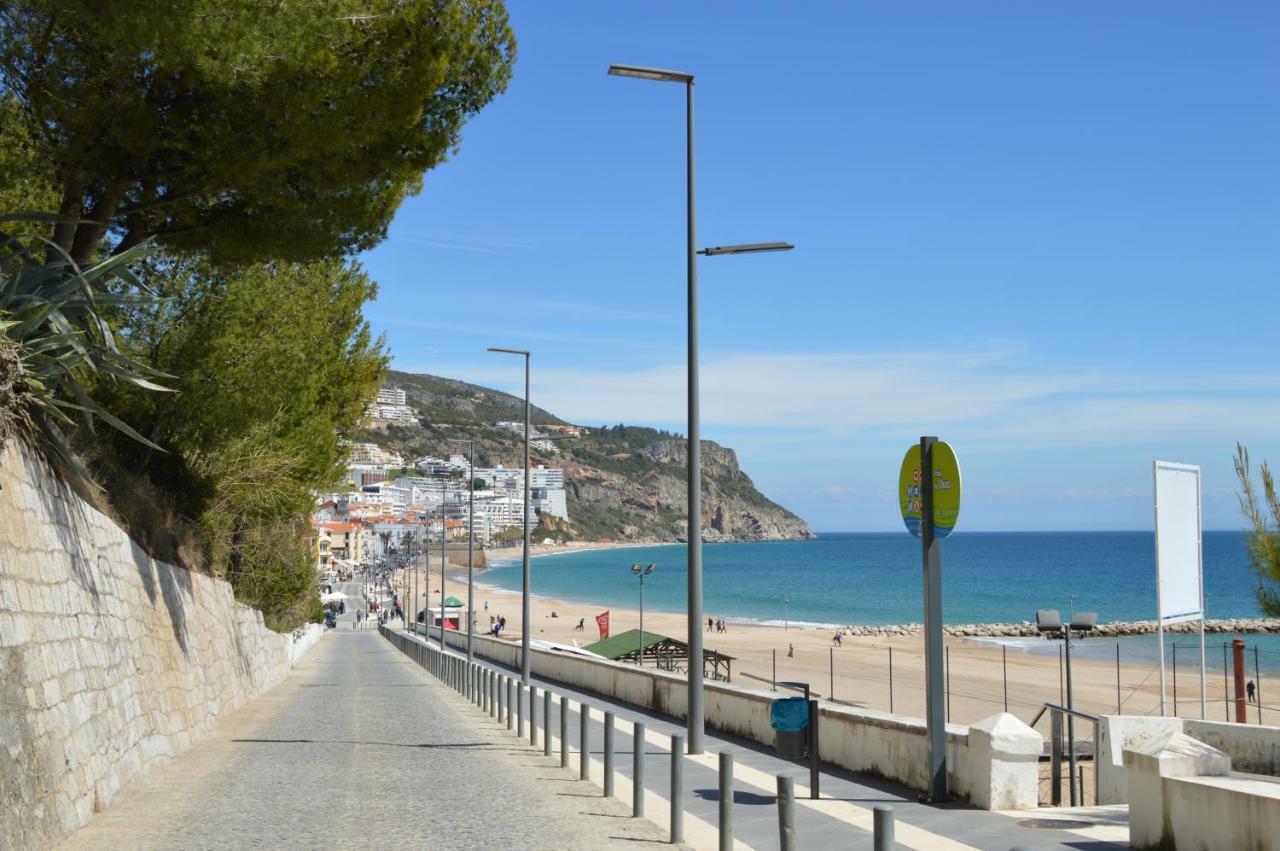 Amazing Beach & Pool Apartment With Garden Sesimbra Exterior photo