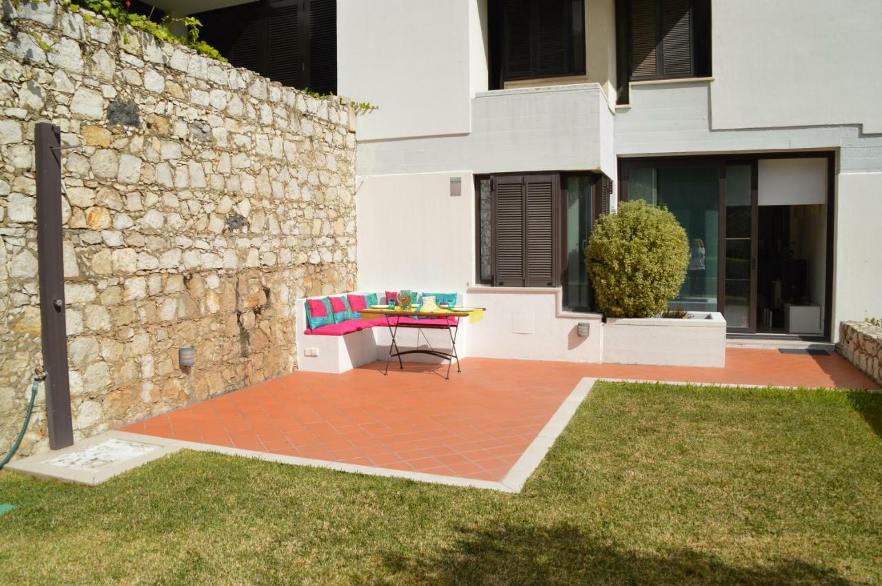 Amazing Beach & Pool Apartment With Garden Sesimbra Exterior photo
